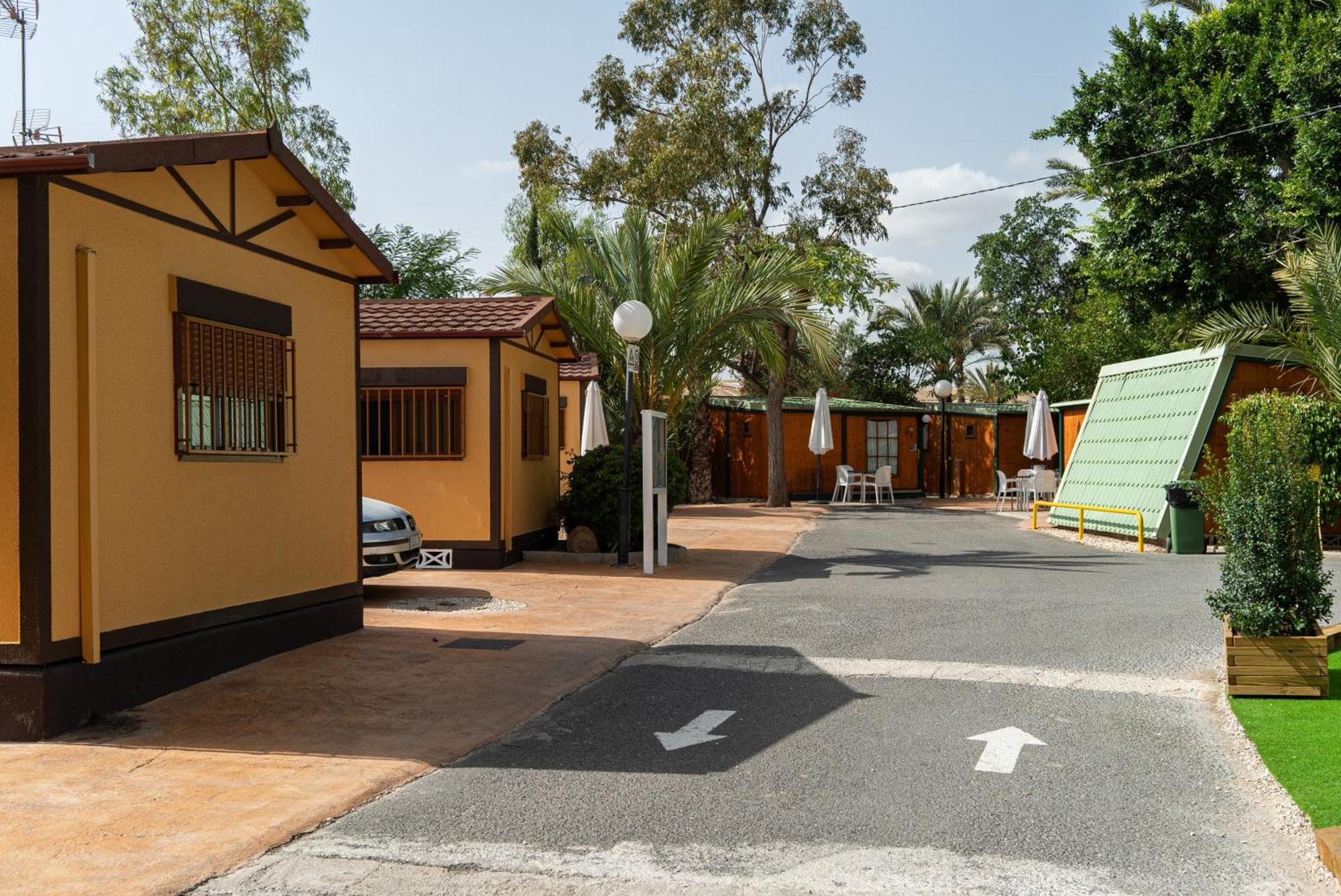 Camping Las Palmeras Crevillent Eksteriør billede